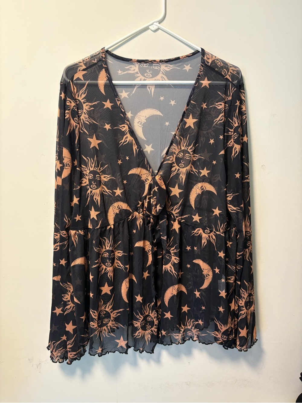 SHEIN Black & Peach Celestial V-Neck Long Sleeve Tunic